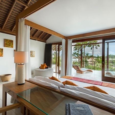 Villa Kavya - 8-Minute Walk From Berawa Beach Canggu Exterior foto