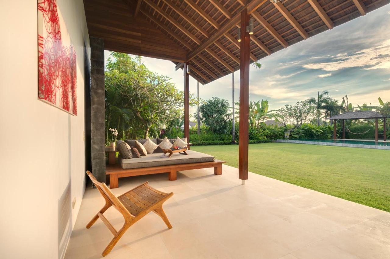 Villa Kavya - 8-Minute Walk From Berawa Beach Canggu Exterior foto