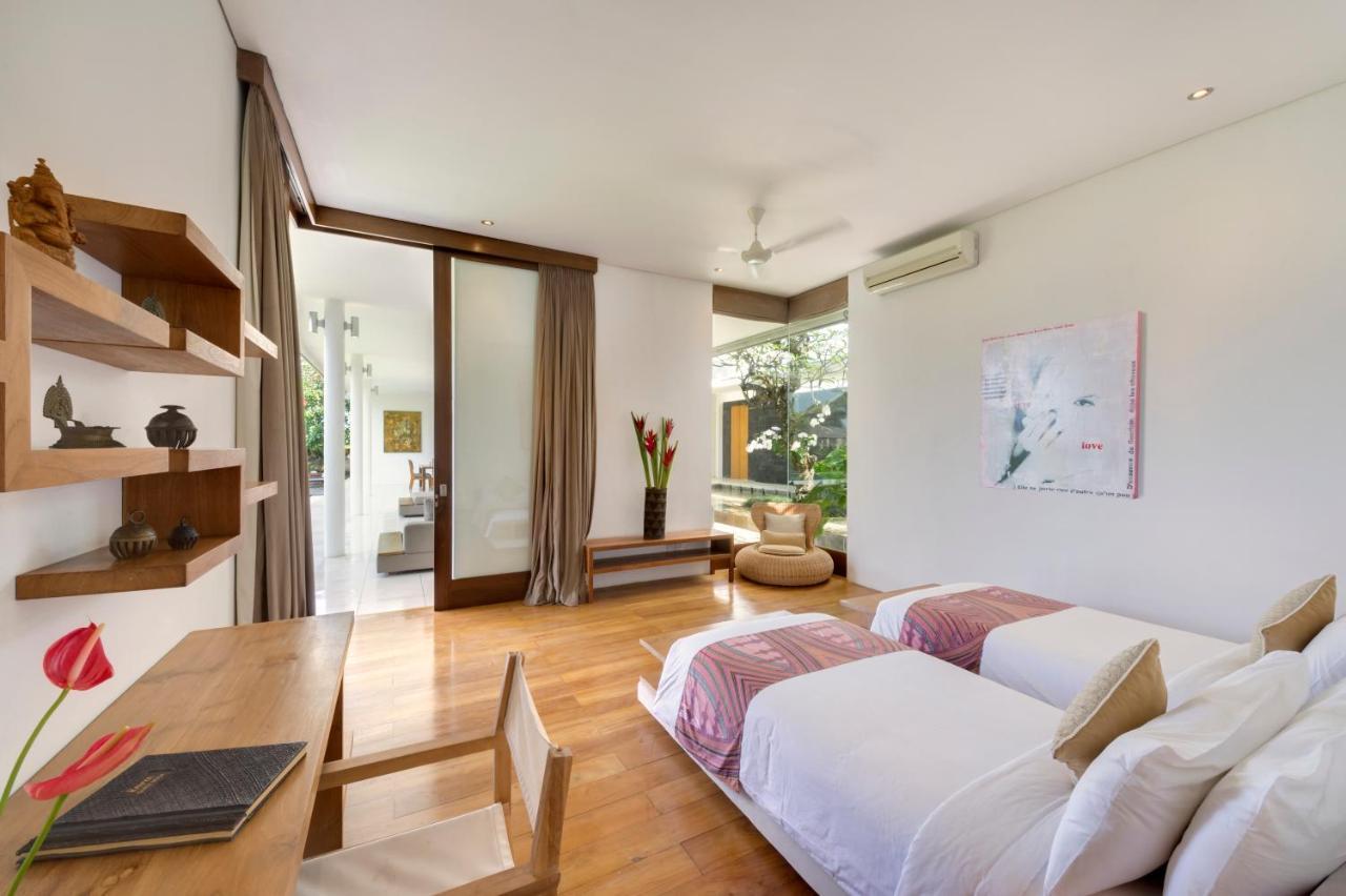 Villa Kavya - 8-Minute Walk From Berawa Beach Canggu Exterior foto