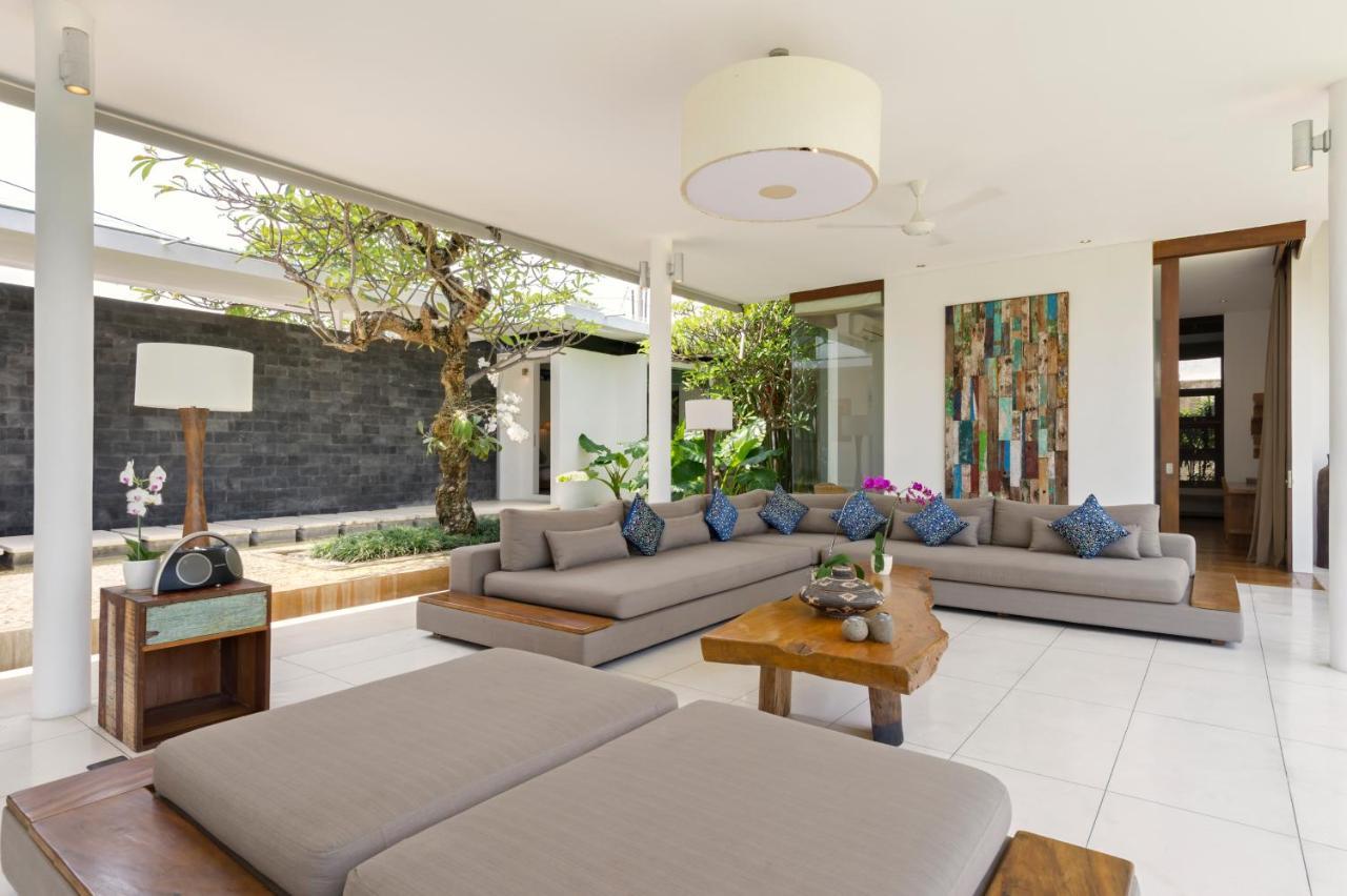 Villa Kavya - 8-Minute Walk From Berawa Beach Canggu Exterior foto