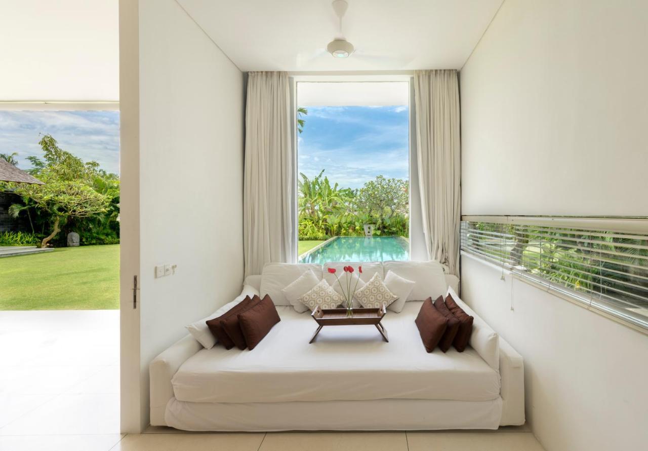 Villa Kavya - 8-Minute Walk From Berawa Beach Canggu Exterior foto