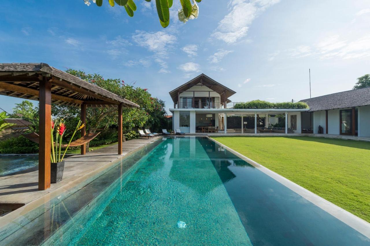 Villa Kavya - 8-Minute Walk From Berawa Beach Canggu Exterior foto